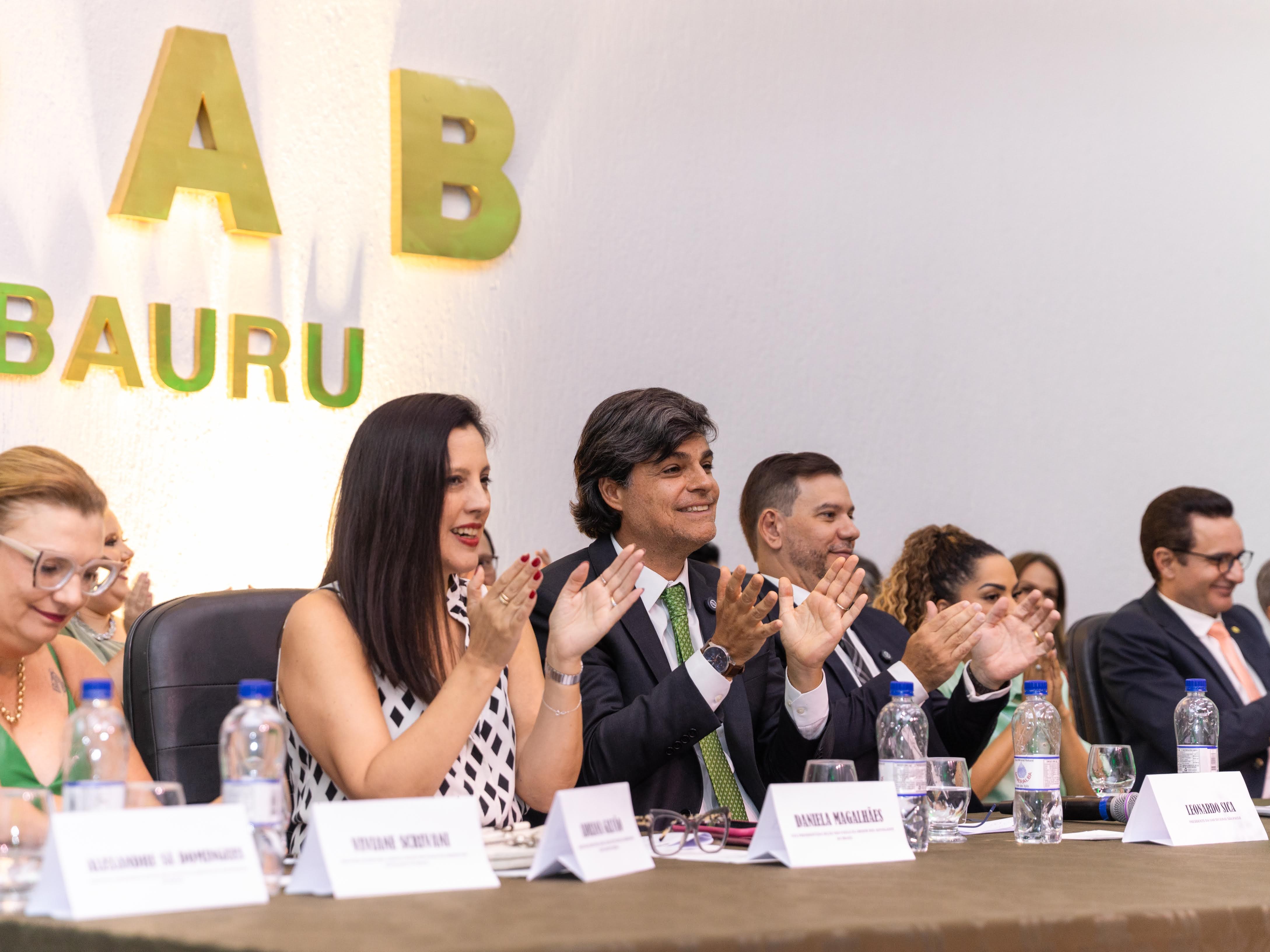 Presidente da OAB SP participa de evento de posse da nova diretoria da Subseção de Bauru