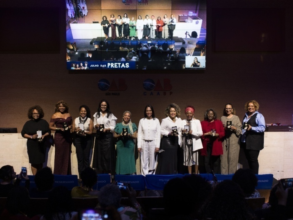 Medalha Tereza de Benguela e 1º Congresso Jurídico de Mulheres Negras de SP são destaques do Julho das Pretas