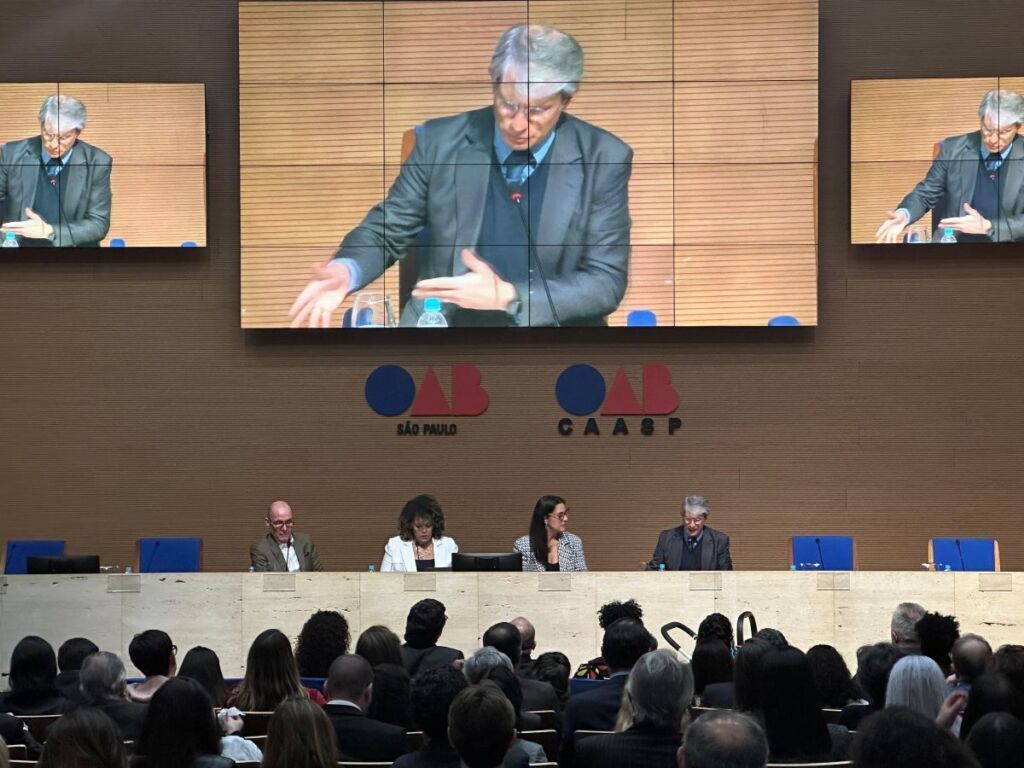Imortal da ABL abre II Encontro de Dirigentes de Comissões da OAB SP
