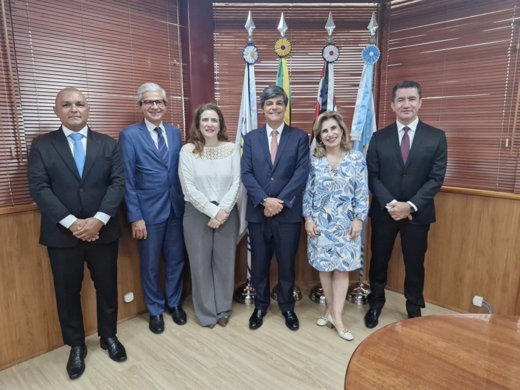 Presidente da OAB SP realiza visita institucional ao TRT-15, em Campinas