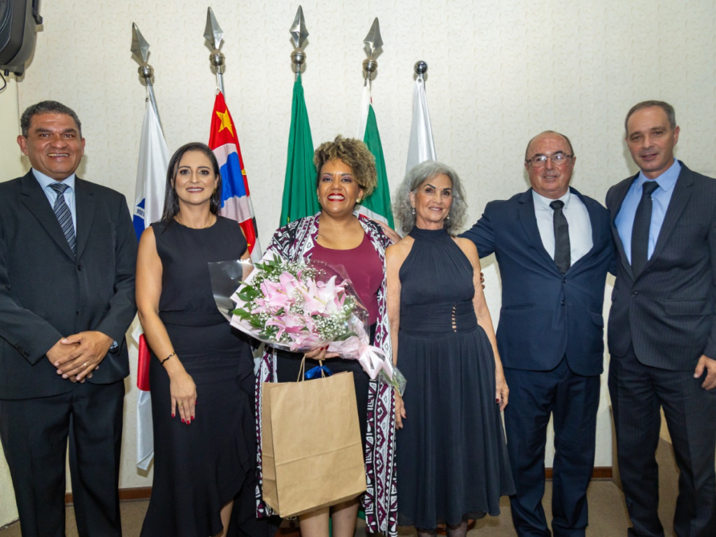 Secretária-geral adjunta da OAB SP participa de cerimônia de posse da diretoria da Subseção de Campos do Jordão