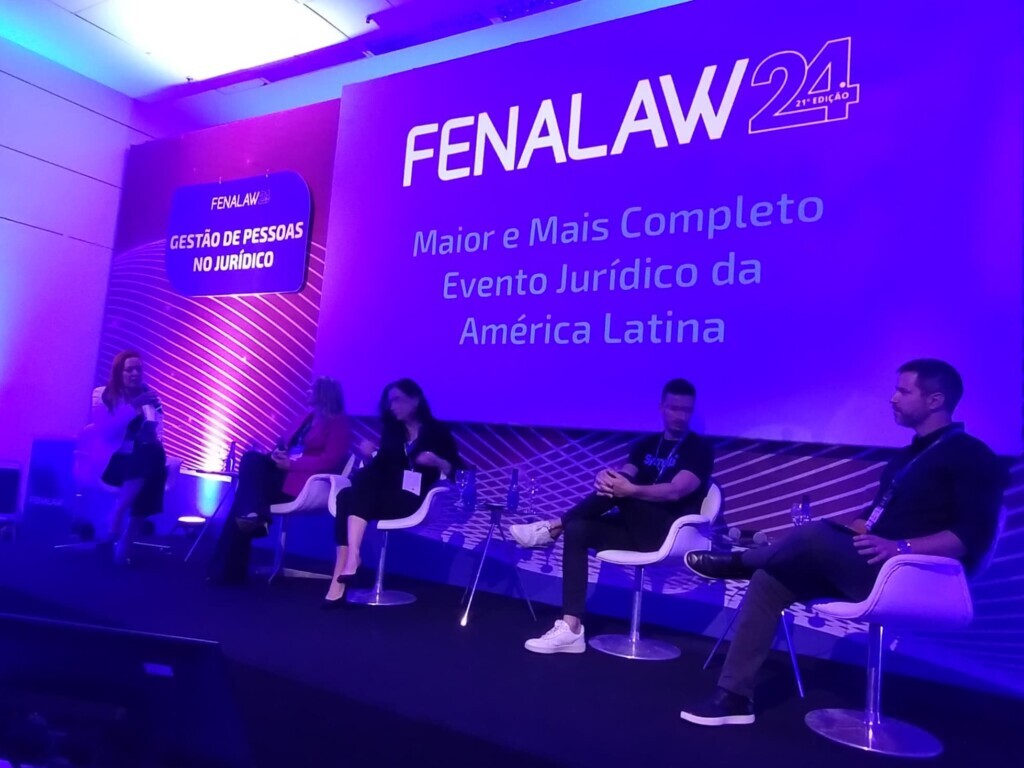 Liderança, gestão de pessoas e cultura empresarial no jurídico são destaques de debates no 2º dia da Fenalaw