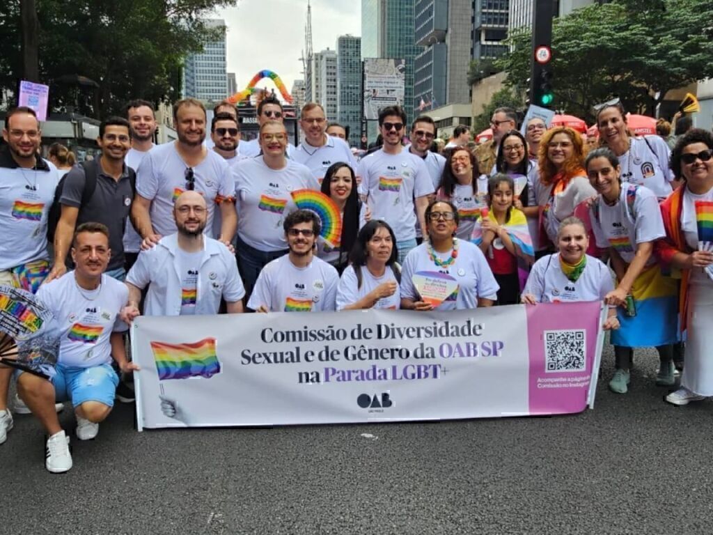 OAB SP defende direitos da população LGBTI+ na Parada do Orgulho 2025