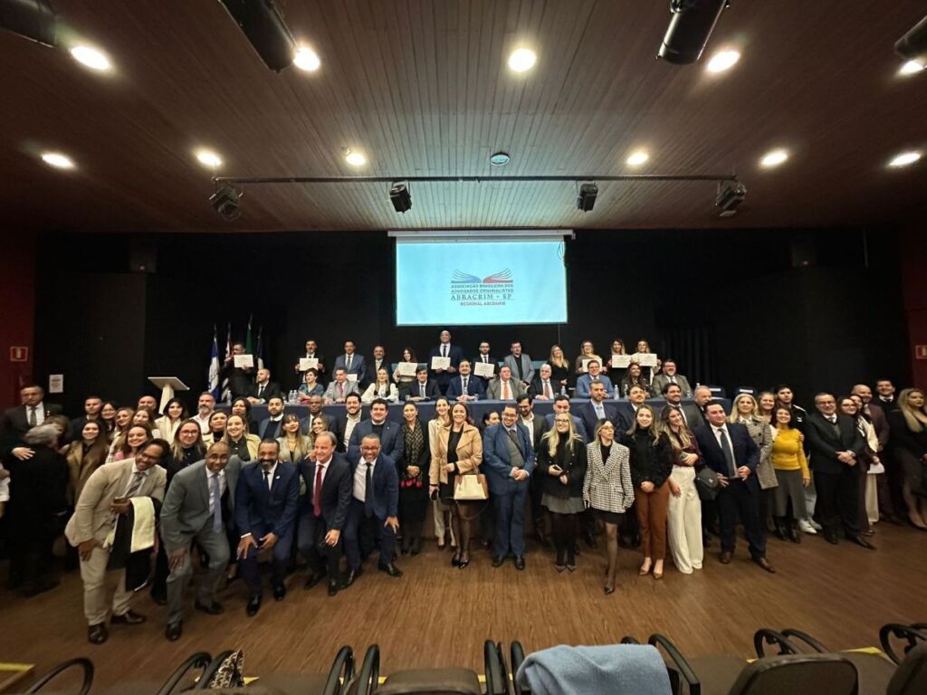 Presidente da OAB SP prestigia posse da nova diretoria da ABRACRIM no ABC Paulista