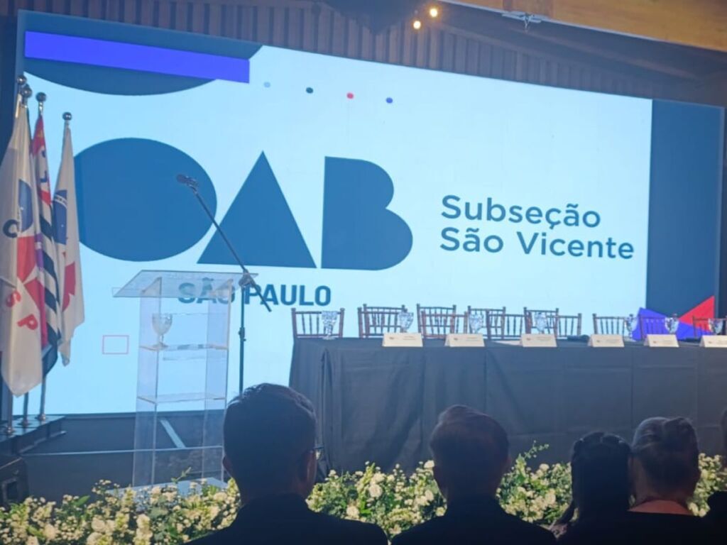 Diretor-tesoureiro da OAB SP participa de cerimônia de posse da diretoria da Subseção de São Vicente